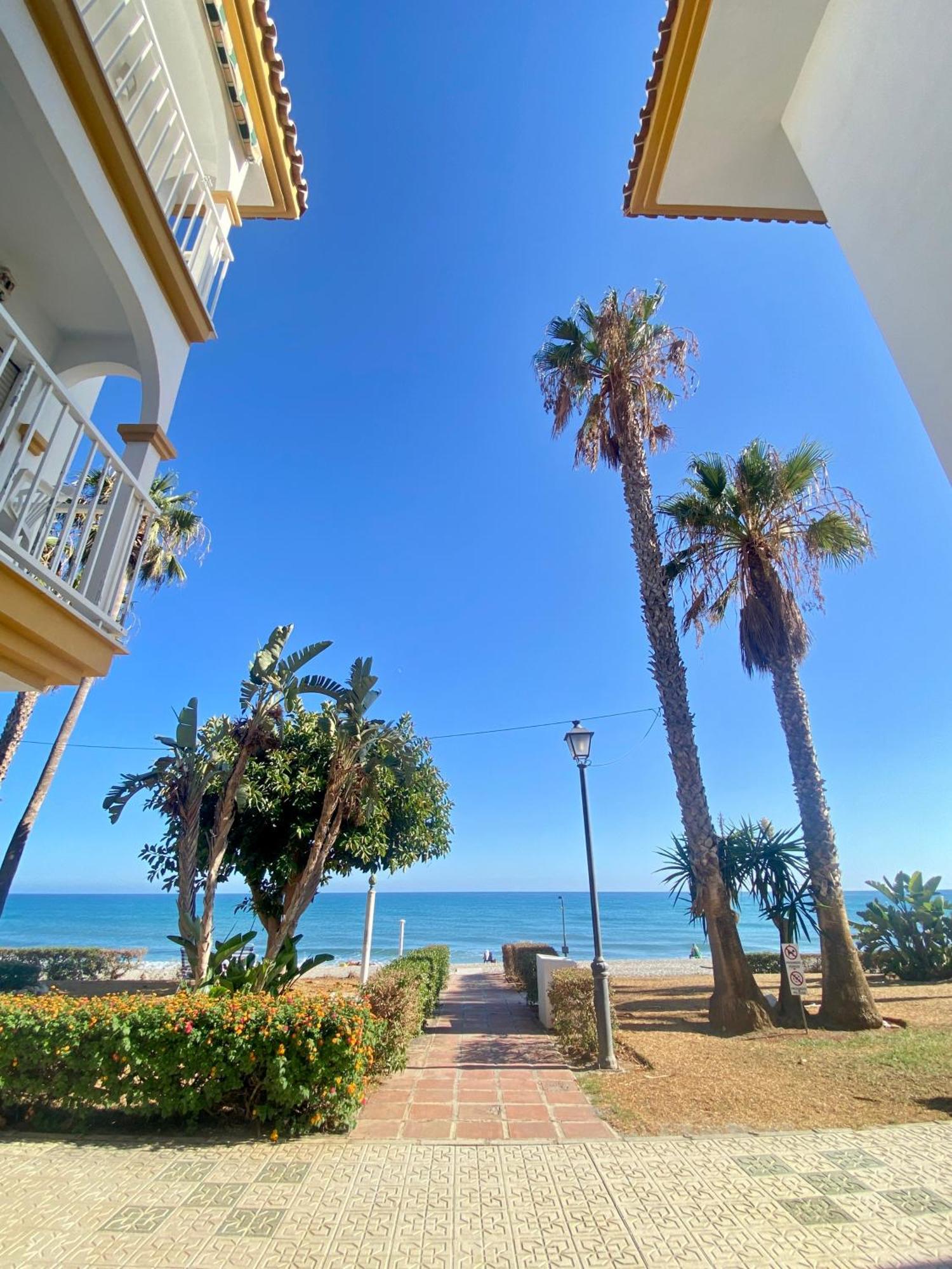 Apartamento First Line Torrox Costa Exterior foto