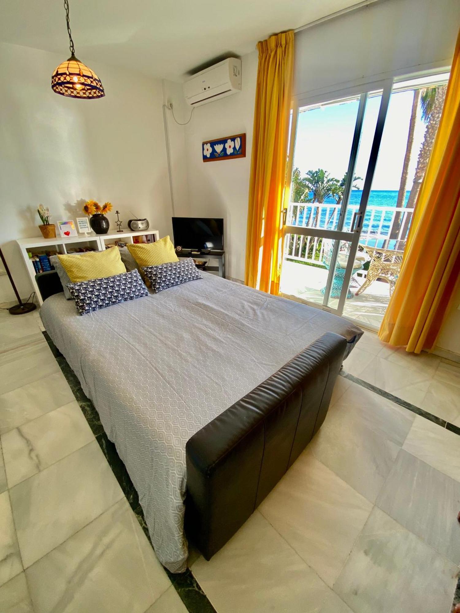 Apartamento First Line Torrox Costa Exterior foto